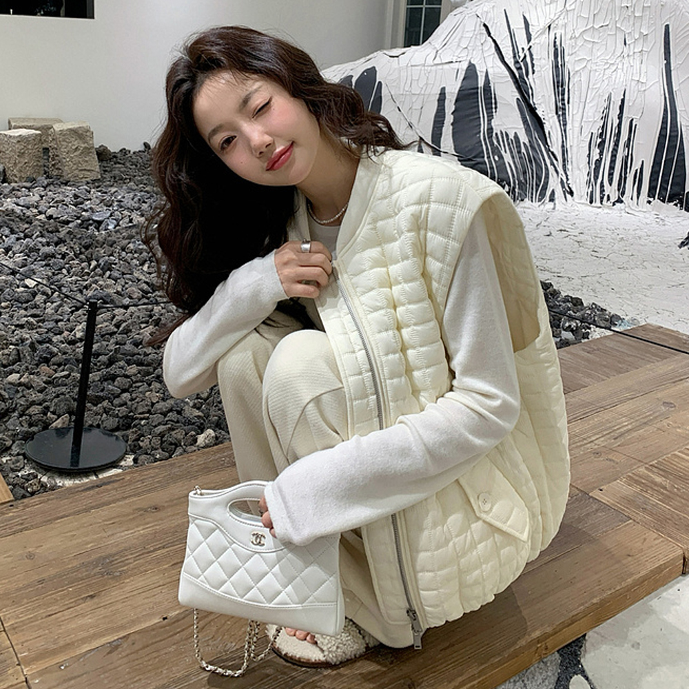 F007610_러블리퀼팅 루즈핏 패딩조끼 집업누빔조끼 - 상세 이미지 4