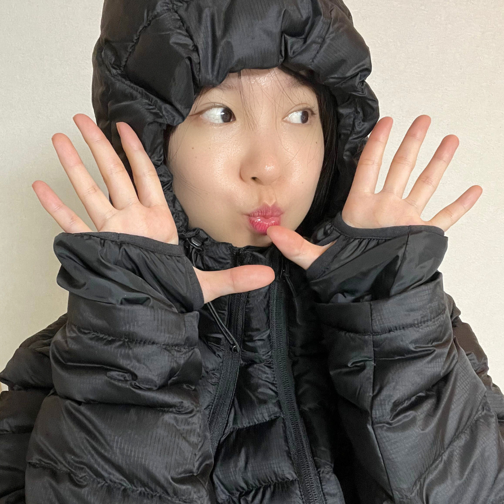 뚜담 핸드워머 덕다운 러닝 경량 패딩 남성 여성 중기장 커플패딩 - 상품 이미지