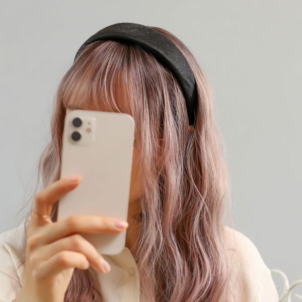펄 예쁜 볼륨 헤어밴드 블랙 엔젤슈슈 새틴 머리띠 - 상품 이미지