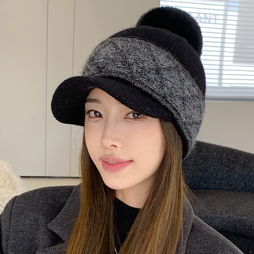 아가일 여성 토끼털 겨울모자 방울 털모자 방한모자 - 상세 이미지 4