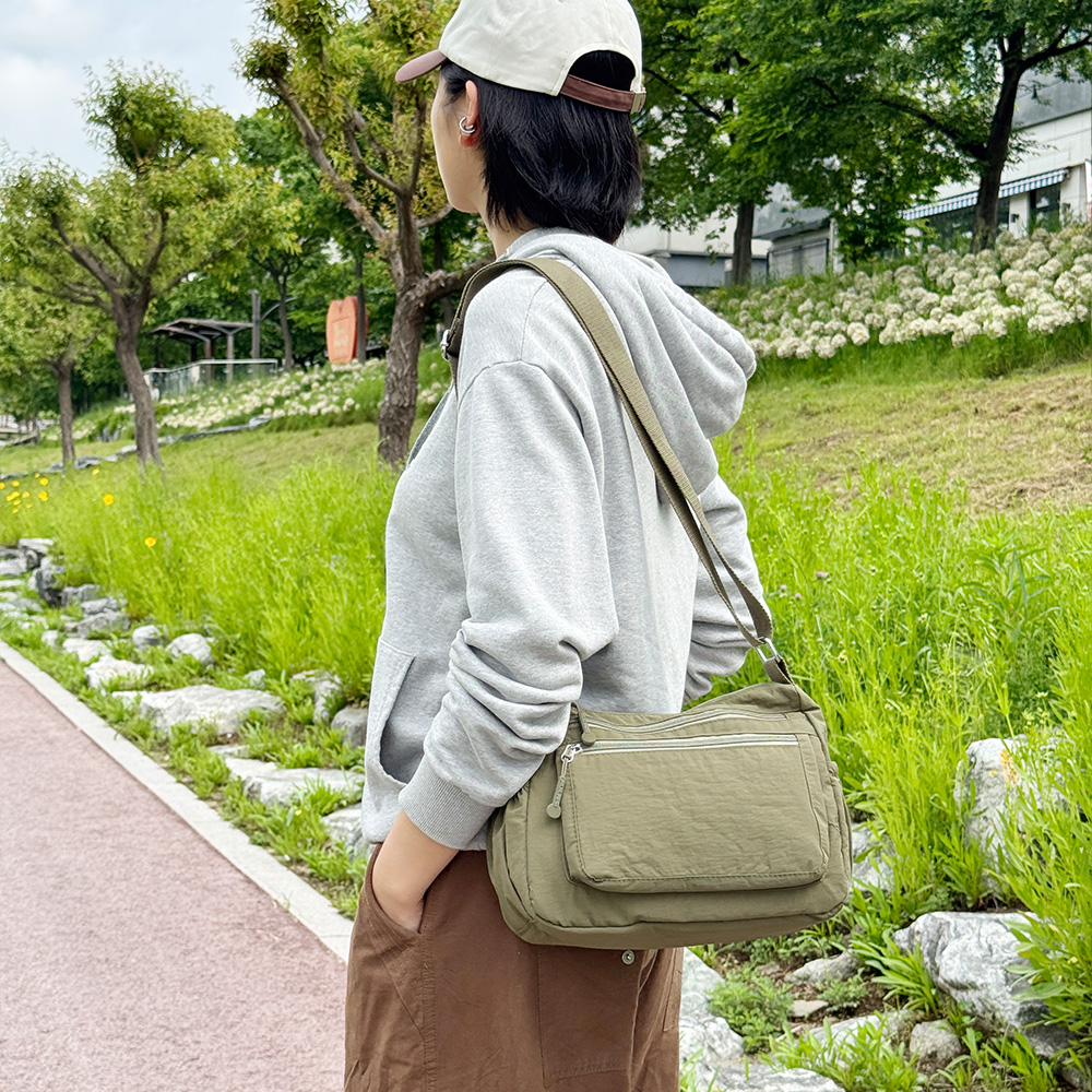 OP_M2361 캐주얼 데일리 크로스백 - 상세 이미지 2