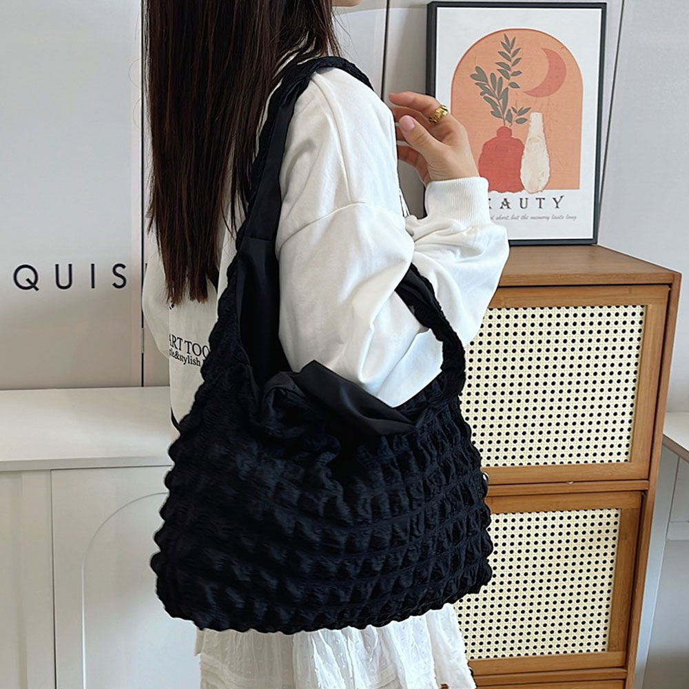 가벼운 엠보 퀄팅 구름 숄더백 4color DK-0048 - 상품 이미지