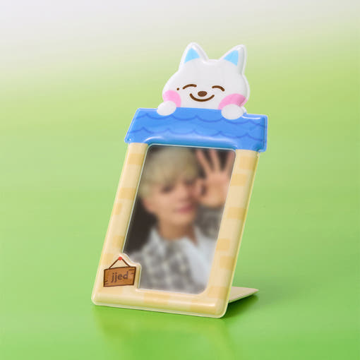thumbnail-0