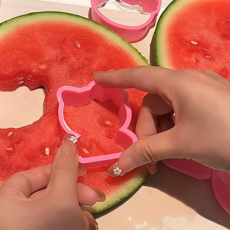 수박 커터 다기능 과일 슬라이서 DIY 주방 조각기 귀여운 모양 조합 세트 KT 몰드+조각 도구+구멍 - 상세 이미지 3