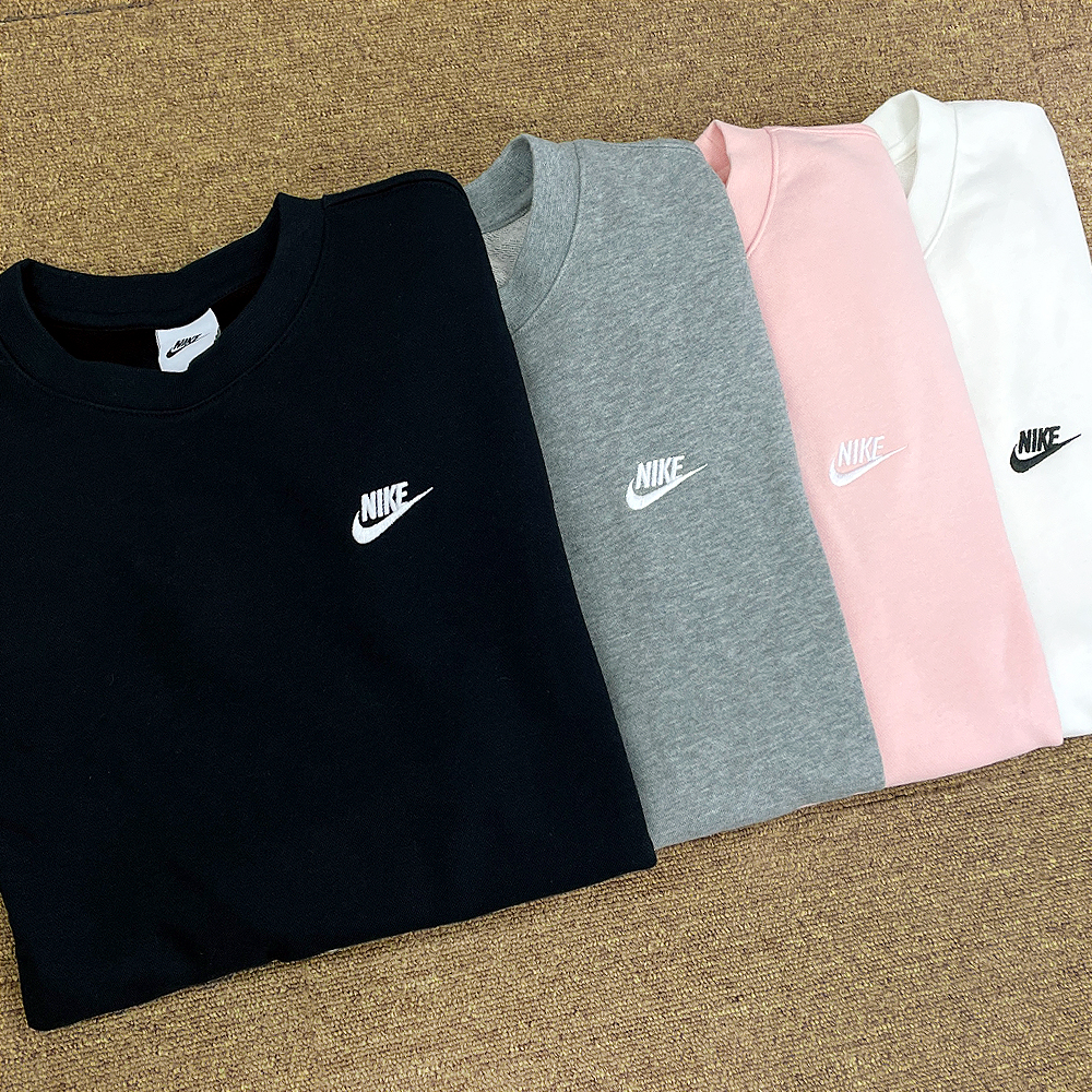 (국내매장판)나이키 맨투맨 스우시 면 티셔츠