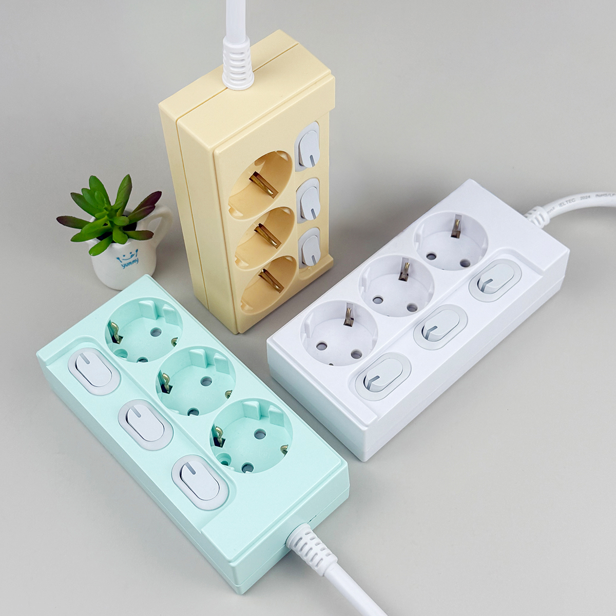 1+1 제로갭 국산 슬림 납작 멀티탭 3구 고용량 개별스위치 16A 1m