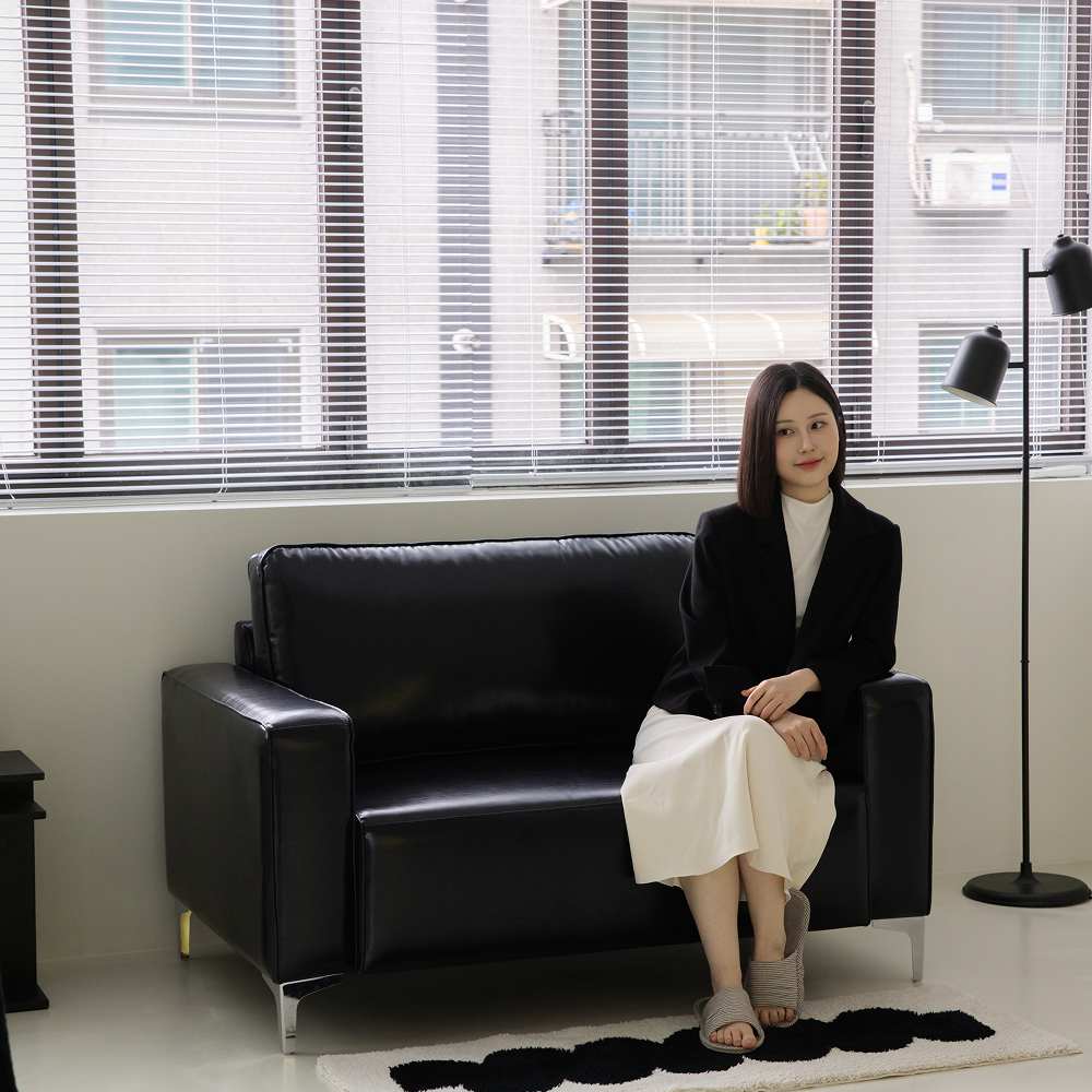 늘나른 누아르 2인용 가죽소파