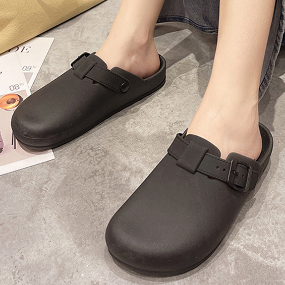 앞막힌 슬리퍼 (가벼운 실외 버클 발편한)