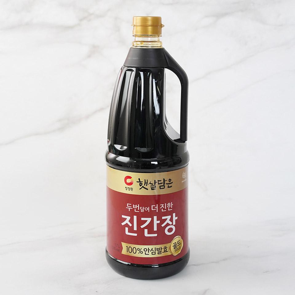 메가마트 대상 청정원 햇살담은 두번달인진간장골드 1.7L - 상품 이미지