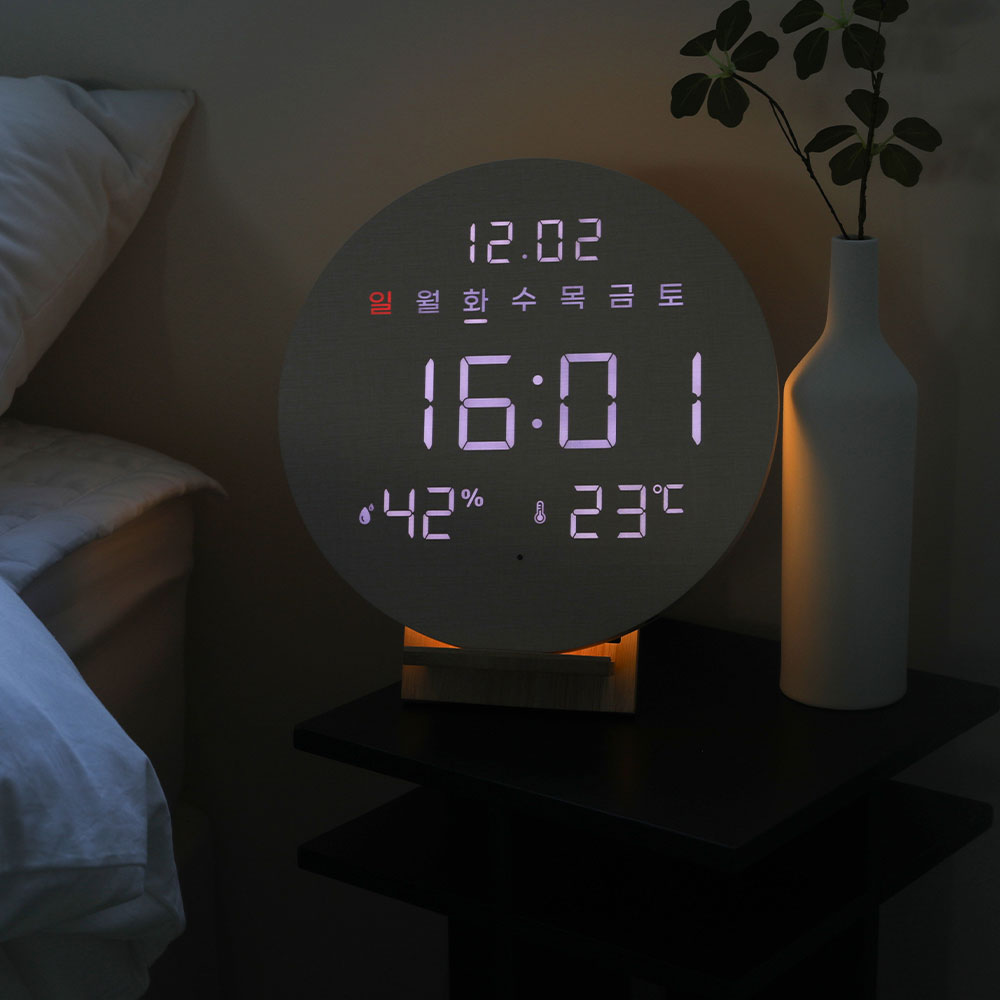 오아 데이클락 LED 벽시계 온습도 무소음 디지털 벽걸이 시계 거실 사무실 인테리어