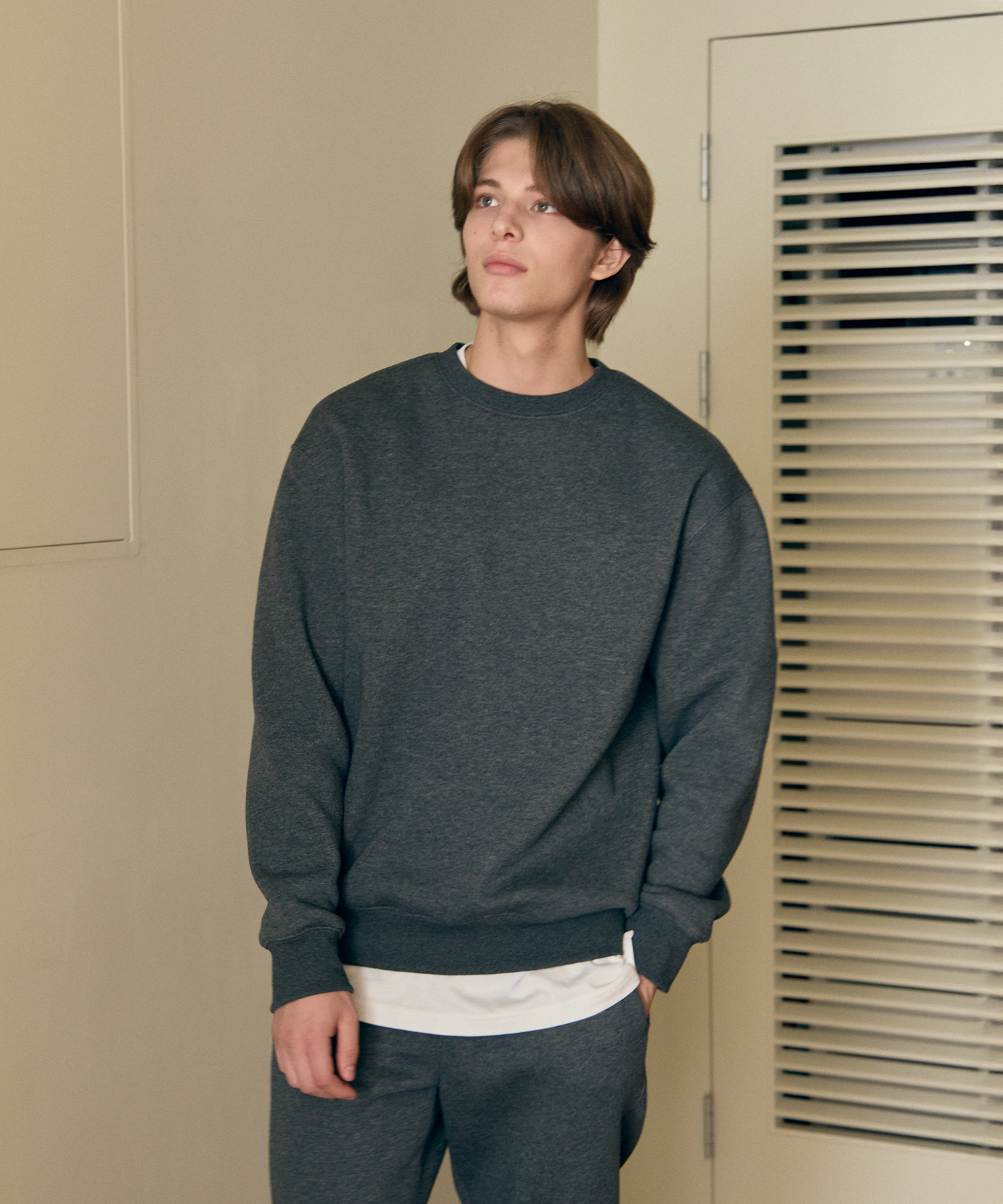 베이직하우스 여성 면 기모 쥬리 맨투맨 스웻 티셔츠