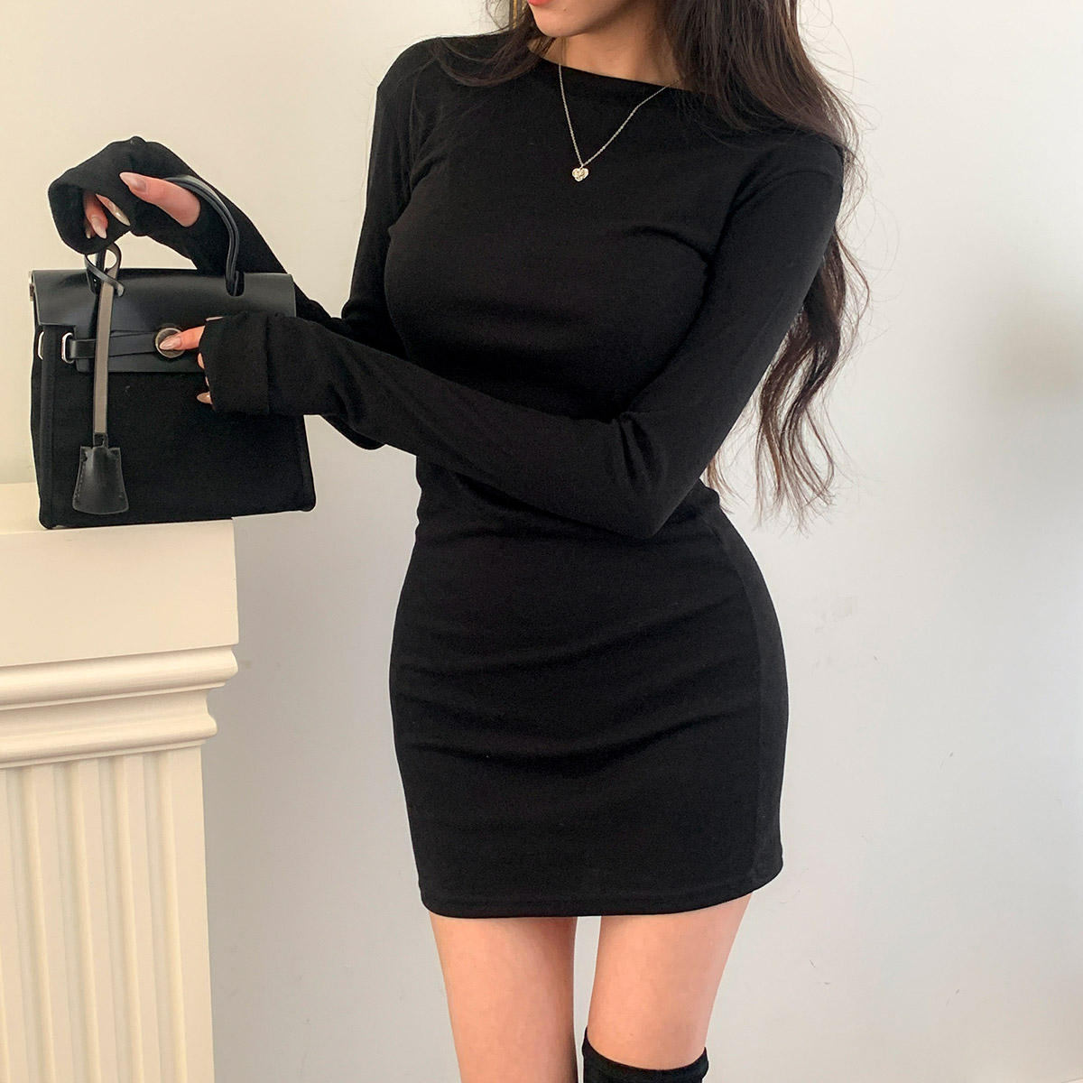 하니지 라운드넥 워머 무지 긴팔 미니 원피스 - 메인 이미지