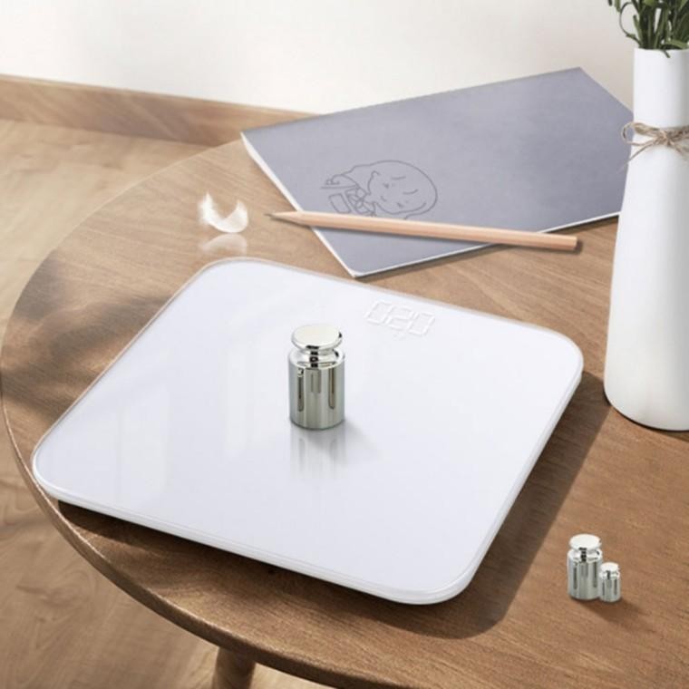 JU LED 디지털 체중계 강화유리 깔끔한 디자인