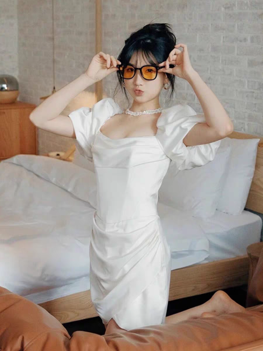 화이트 퍼프소매 미니웨딩드레스 셀프웨딩 스냅촬영 원피스 - 상세 이미지 4