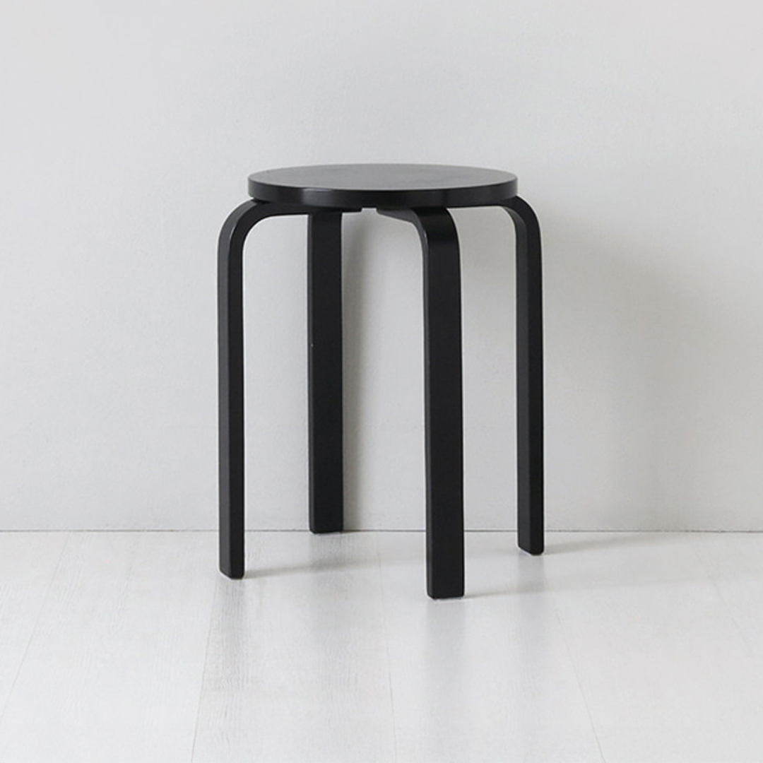 OLIVER 스툴 올블랙 5673.1903