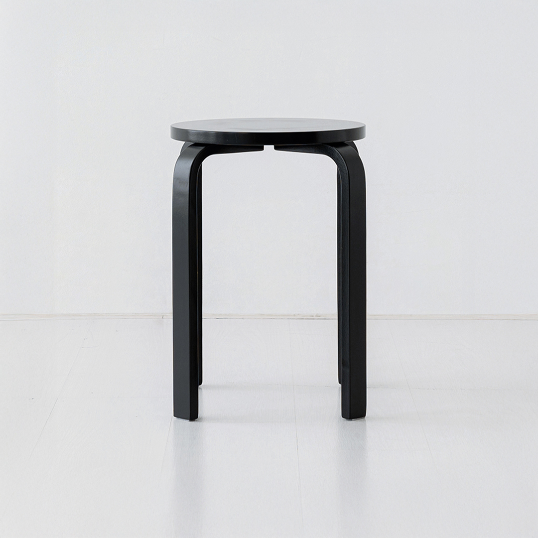 OLIVER 스툴 올블랙 5673.1903