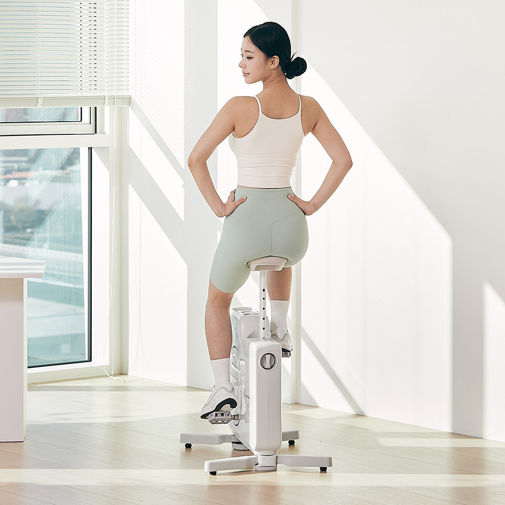 엑사이더 큐브바이크 실내자전거 미니 헬스 사이클 유산소 슬림 네모 홈트 운동기구