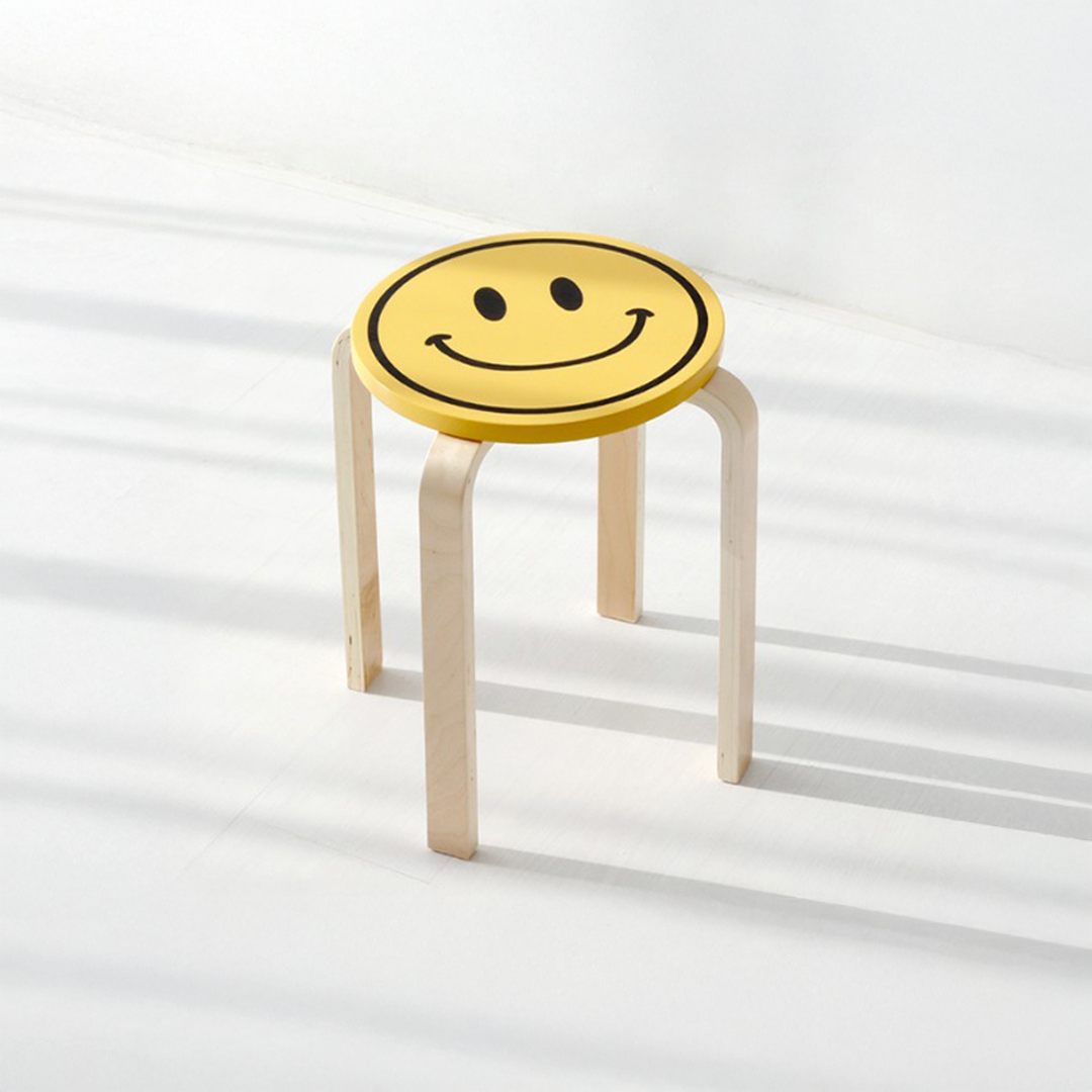 OLIVER 스툴 옐로우스마일 5259.0817