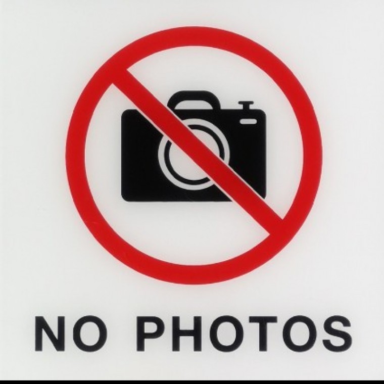 NO PHOTOS 촬영 금지 스티커 보드 - 메인 이미지