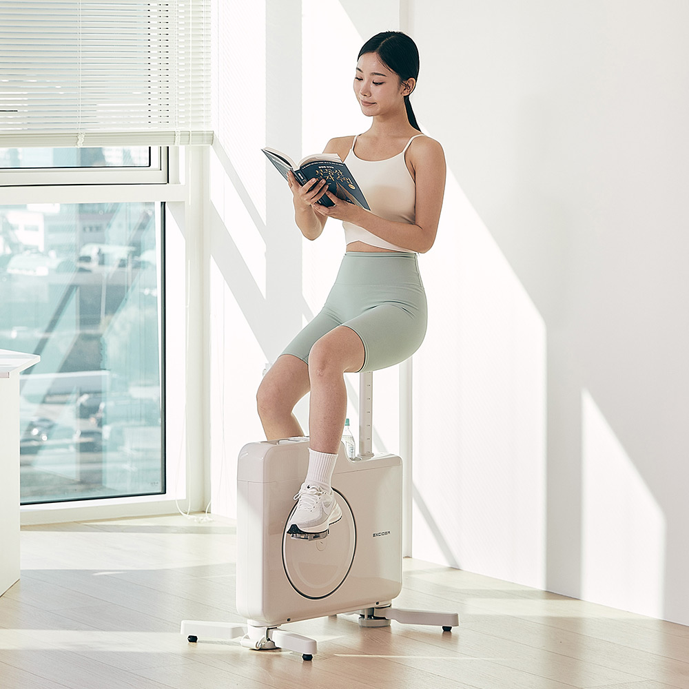 엑사이더 큐브바이크 실내자전거 미니 헬스 사이클 유산소 슬림 네모 홈트 운동기구