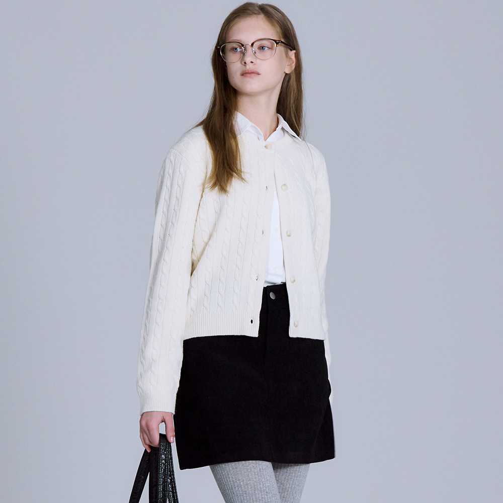 베이직하우스 여성 케이블 크롭 가디건