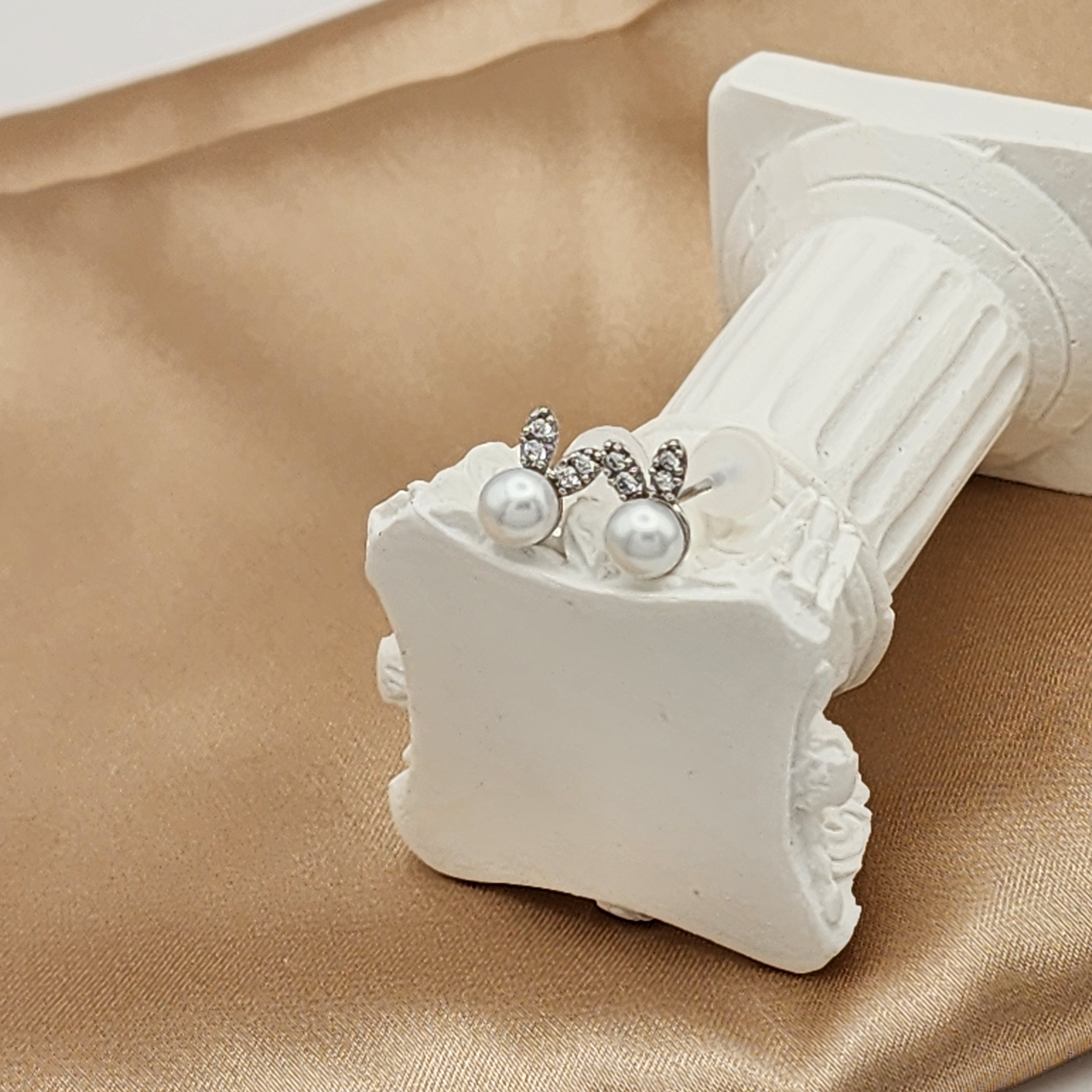 베라 바니 925실버 귀여운 토끼 담수진주 귀걸이 실리콘 뒤침