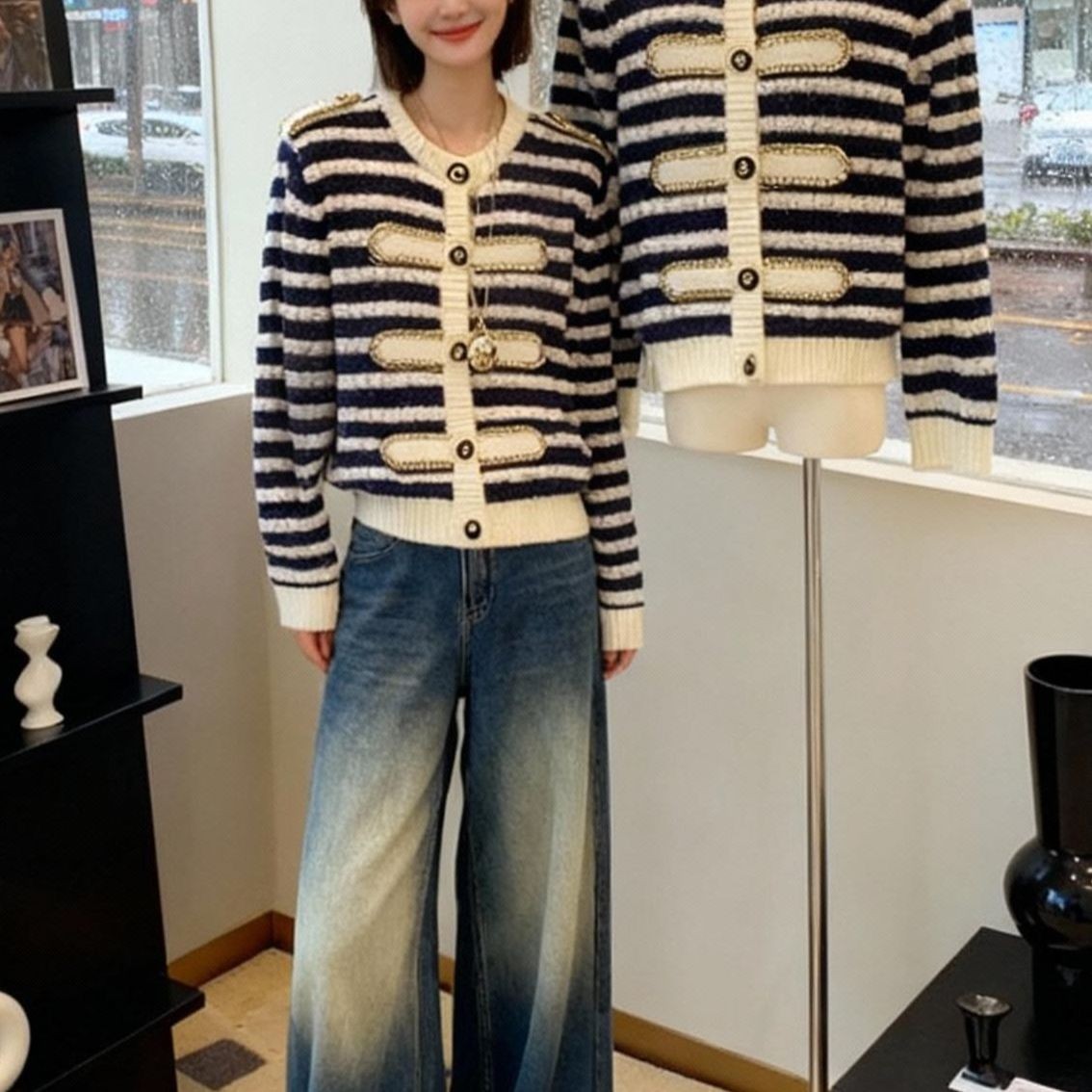 모범택시2 5회 안고은 표예진 옷 의상 패션 스타일 스트라이프 - 메인 이미지