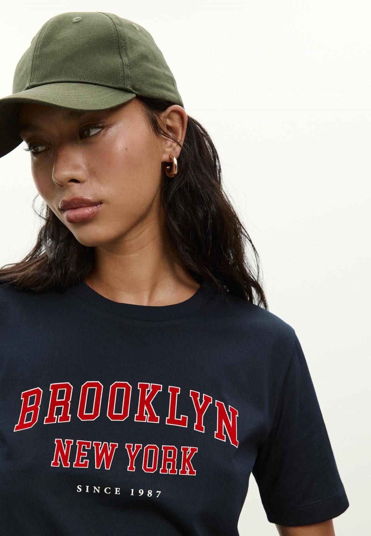 스트라디바리우스 레터링 자수 라운드넥 반팔 티셔츠 6652/935 NAVY BLUE - 상세 이미지 5