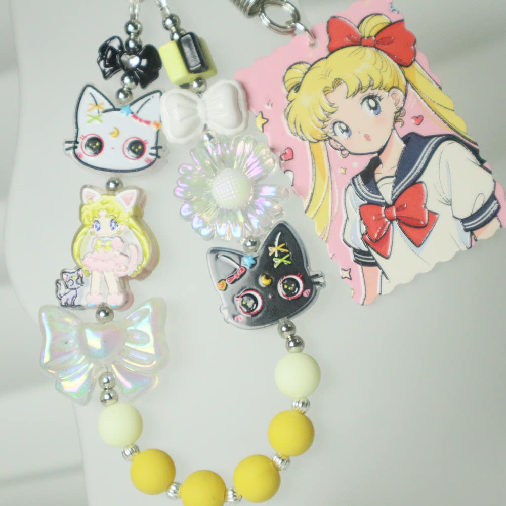 핸드메이드 세일러문 고양이 비즈 키링