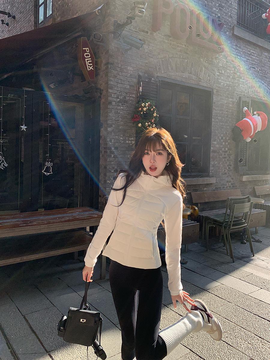 여성 겨울 화이트 오리다운 짧은 경량 요가 자켓 이미지 6