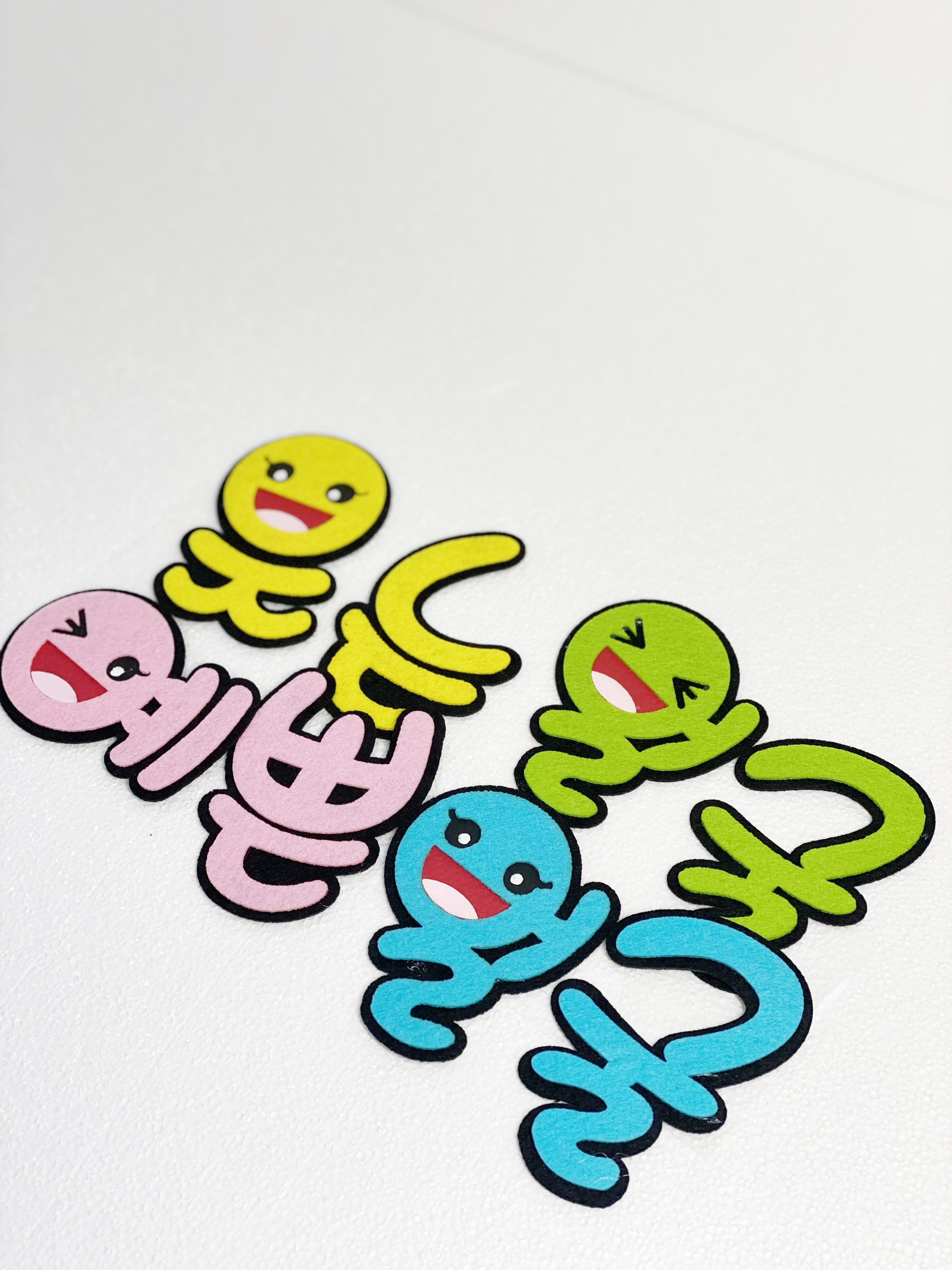 POP 글씨 웃는 얼굴 예쁜 글자판 펠트 유치원 어린이집 봄환경판 게시판 꾸미기 구성 - 상품 이미지
