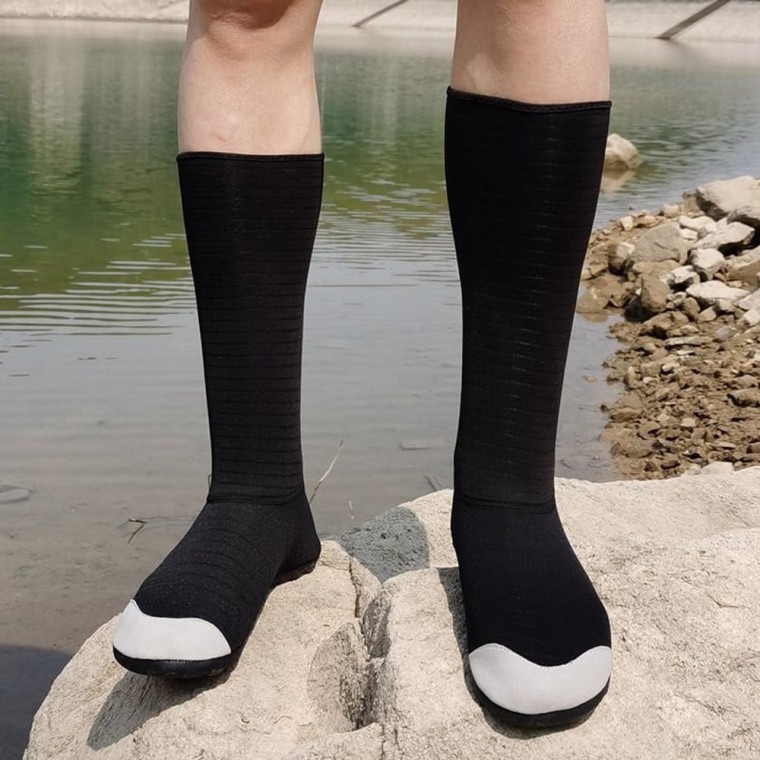 물놀이 신발 캠핑 용품 해루질 장비 갯벌장화 스킨 스쿠버 잠수 양말 수영장 다이빙 슈즈 - 상품 이미지