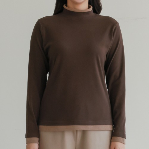 엄마옷 조이마담 T51824 배색 레이어드 반폴라 기모 티셔츠 중년여성의류 - 상품 이미지