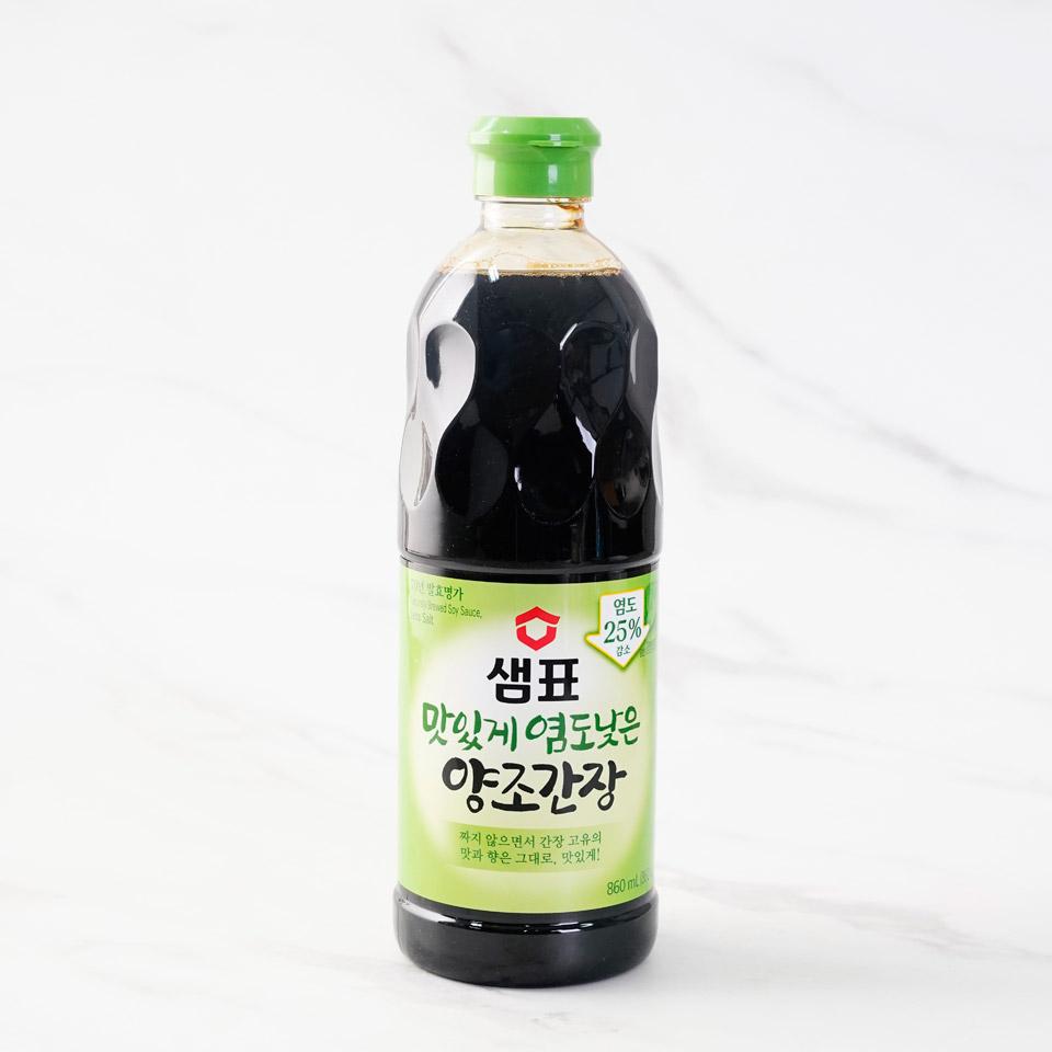 메가마트 샘표 맛있게 염도낮은 양조간장 860ml - 상품 이미지