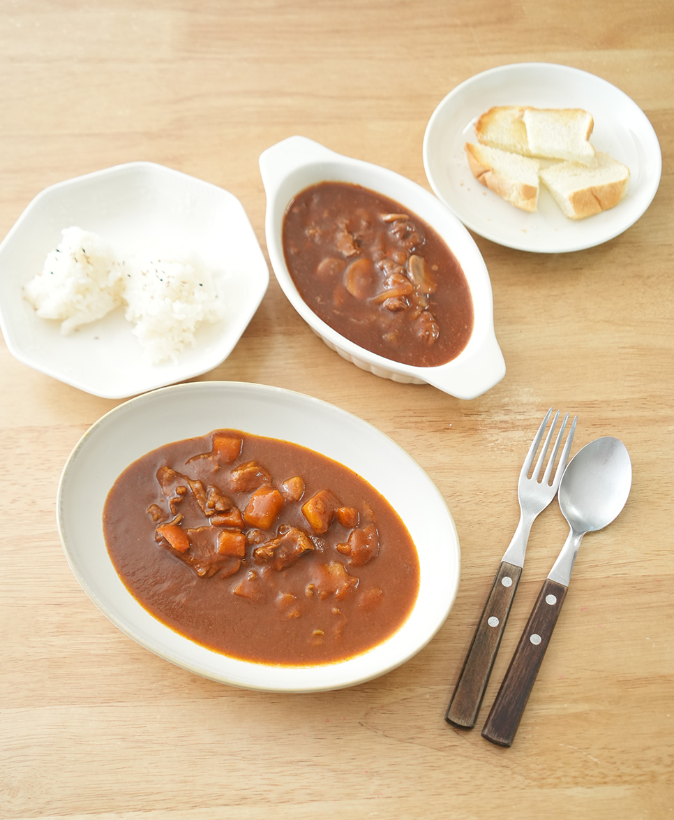 [카리 토리야] 일본인이 개발한 일본식 카레 220g x 3팩 소고기 양파 야채 하야시