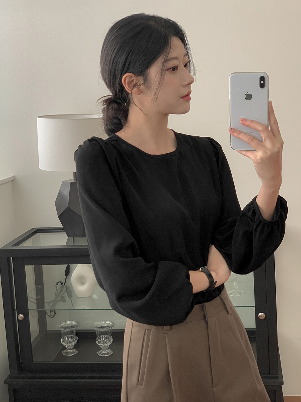 포멀 라운드 링클 쉬폰 블라우스 오피스룩 하객룩 - 상세 이미지 2