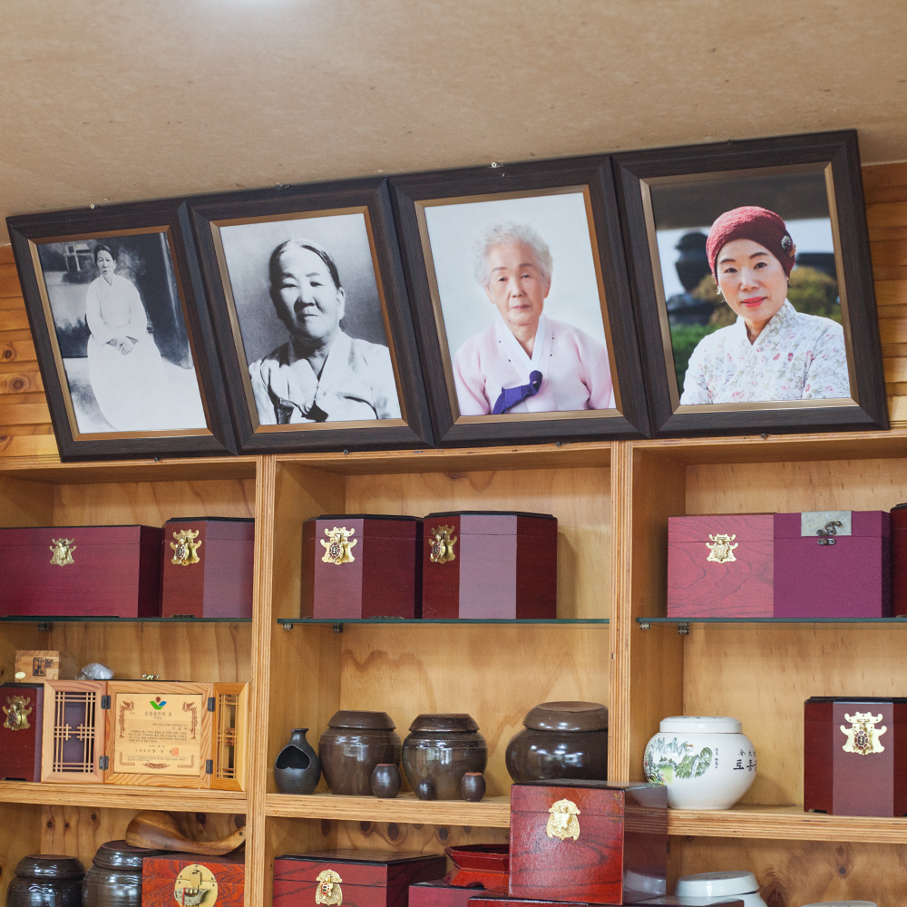 순창 모둠장아찌 모듬 혼합 고추장숙성 국산재료 박현순 명인전통 300g, 1개 - 상세 이미지 2