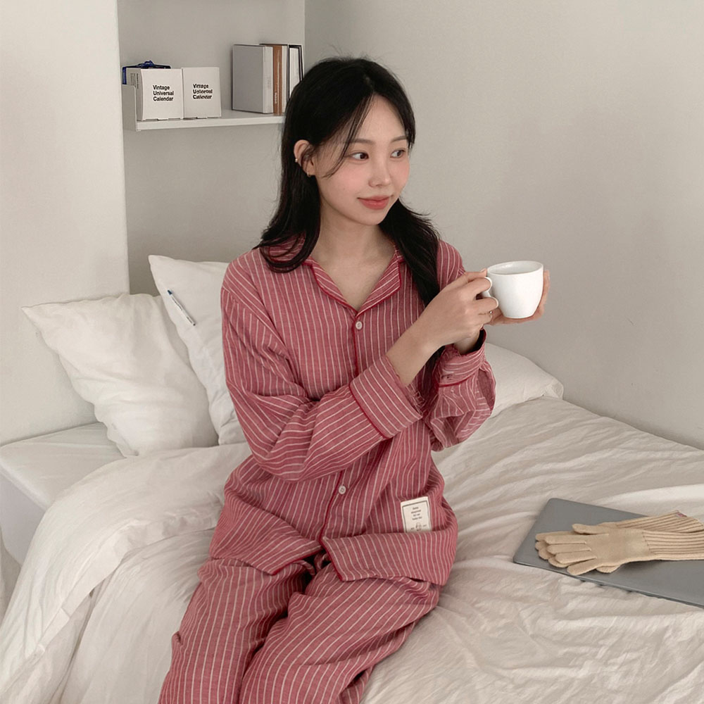 커들 스트라이프 긴팔 커플파자마 남녀공용 잠옷세트 2color - 상품 이미지