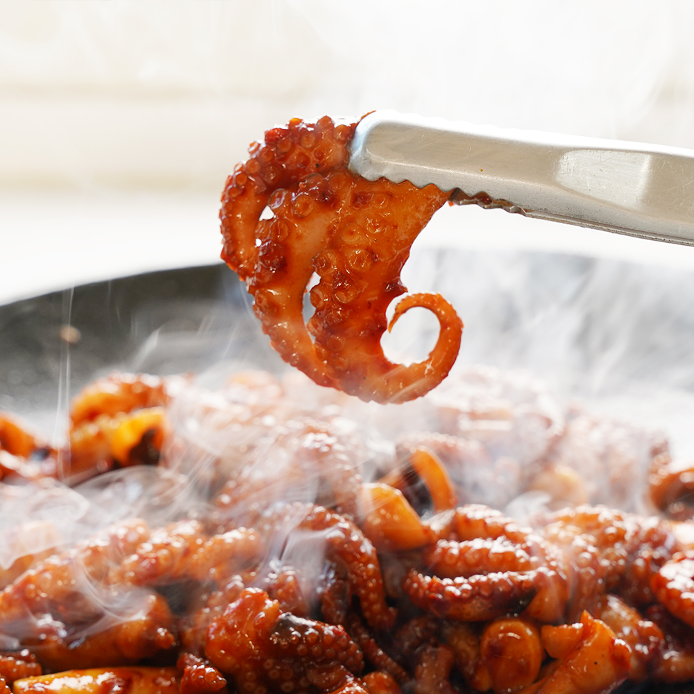 꽃미남 쭈꾸미 양념 쭈꾸미 볶음 캠핑 요리 밀키트 맛집 600g, 1개 - 상세 이미지 4