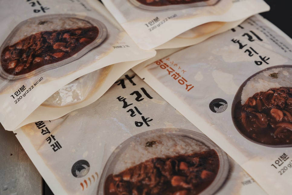 [카리 토리야] 일본인이 개발한 일본식 카레 220g x 3팩 소고기 양파 야채 하야시