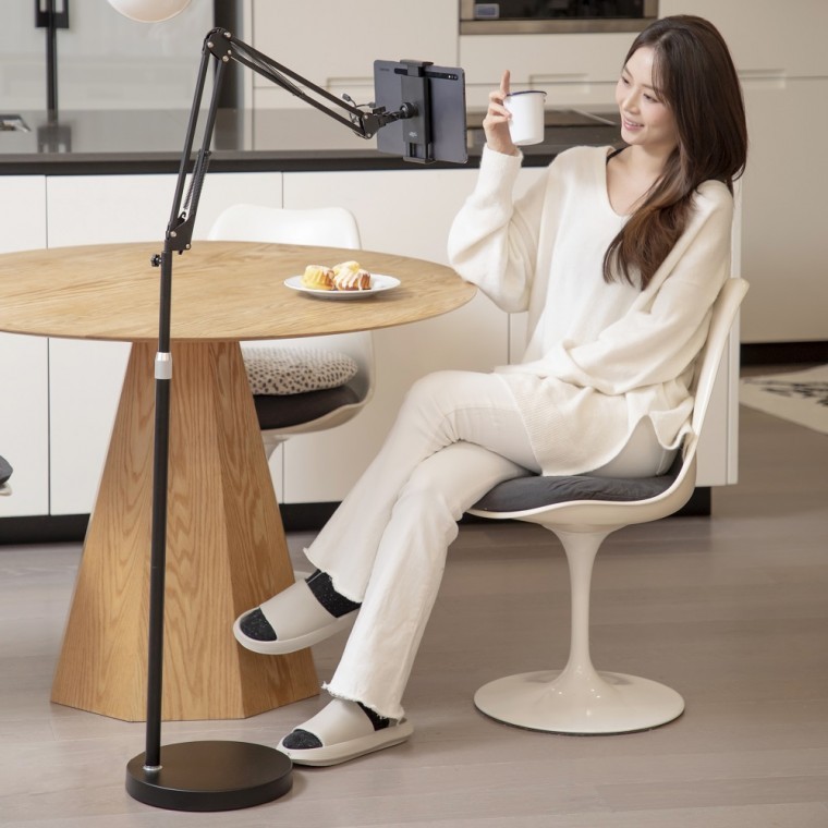 4세대 충전 핸드폰 태블릿 XX 스탠드 거치대 침대 자바라 패드 휴대폰 스마트폰 아이패드 - 상품 이미지