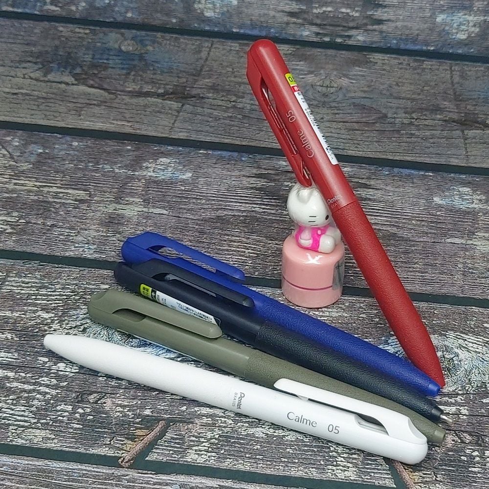 펜텔 카르므 저소음 0.5mm 노크식 유성볼펜 A 블랙 - 상품 이미지