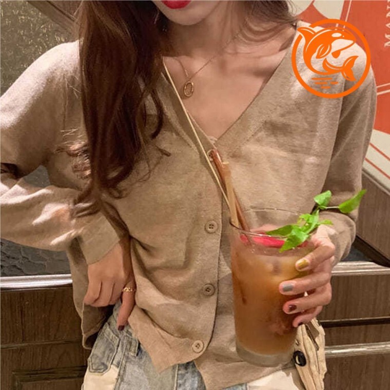 베이지 간절기 짧은 여성 가디건 스타일리시 연출 필수 아이템 - 상품 이미지