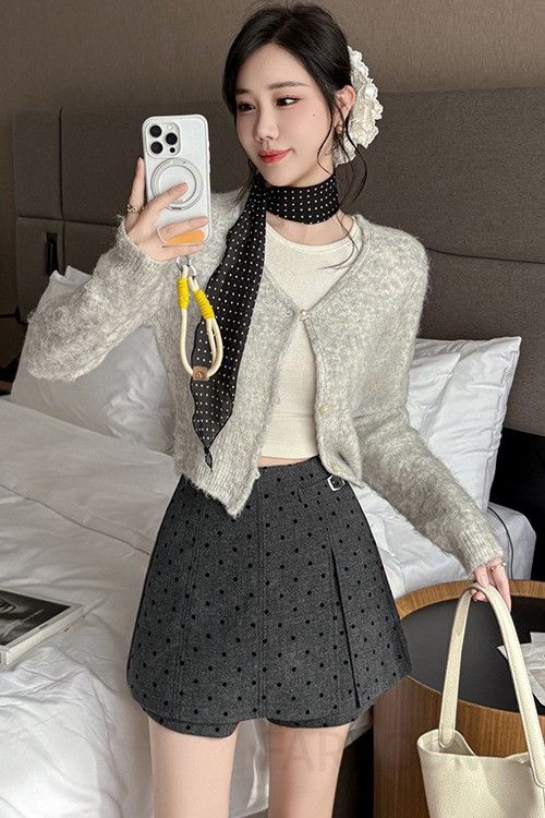 여성 하이웨스트 모던 울터치 도트 패턴 핀턱 버클 치마바지 큐롯 팬츠 반바지 A라인 미니 숏팬츠 이미지 6