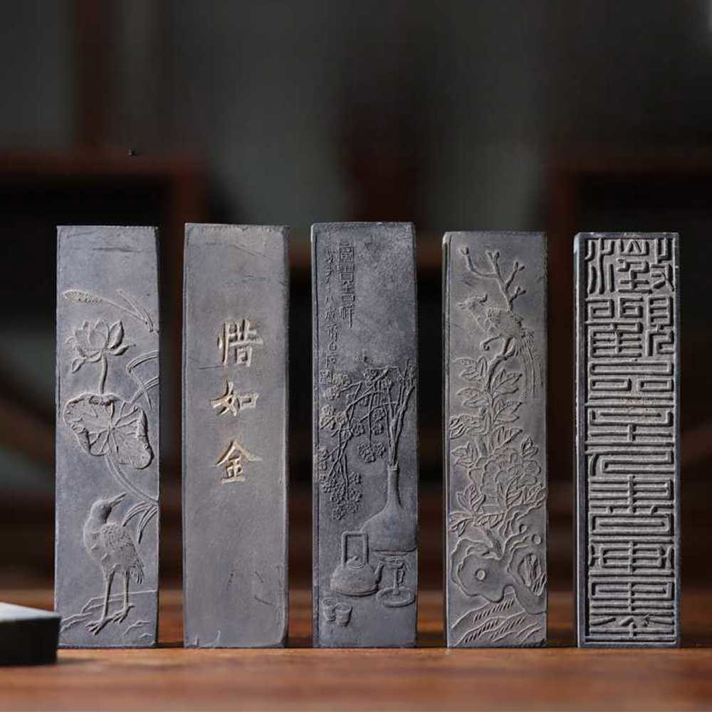매화 스타일 봄가지 1개 송연먹 선물용 5개 냥 랜덤 송연묵 솔향 작품먹 사군자 방식 옛날 잉크 묵괴 서예 한 먹갈기 세트 옛날 방식 한 냥 묵괴 1개 스타일 랜덤 - 상품 이미지