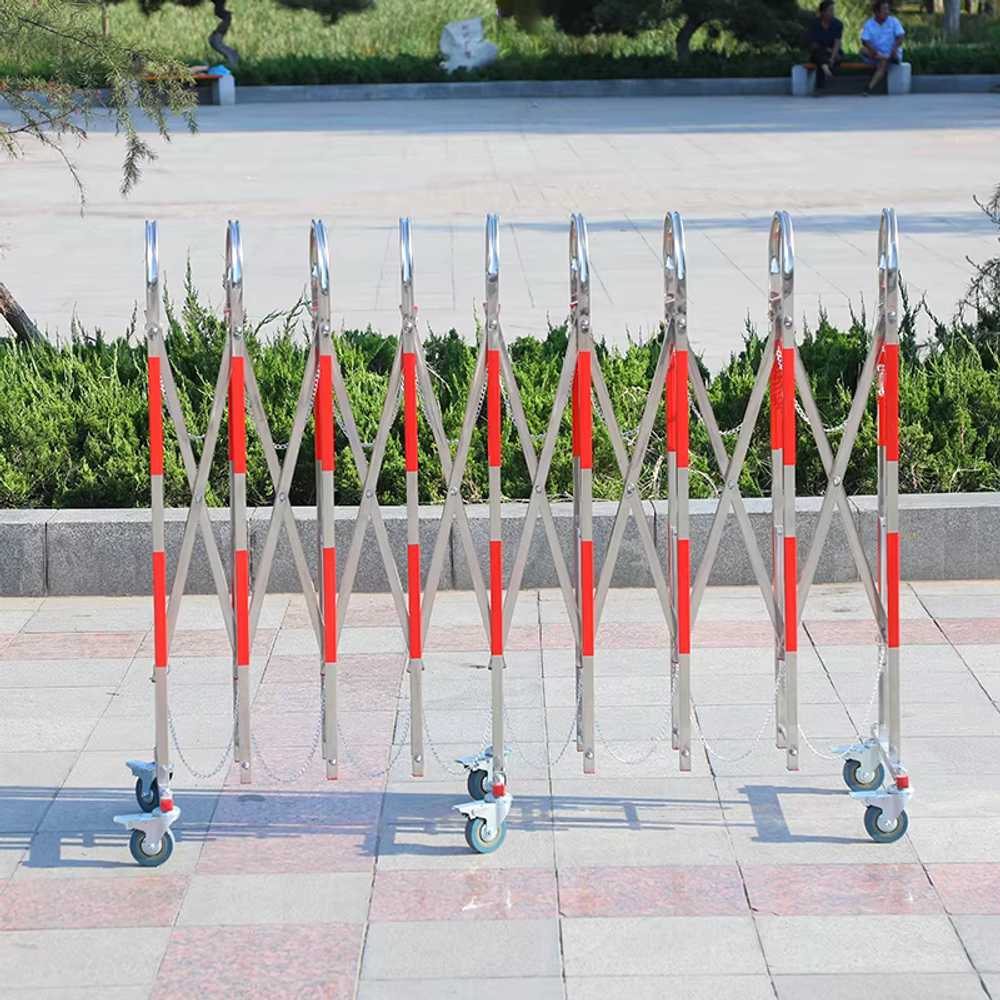 차량 차단 펜스 주차장 접이식 이동형 바리게이트 1.1x7m - 상품 이미지