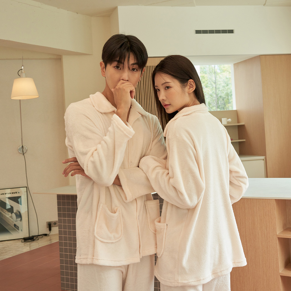 [2PACK] 플러피 솔리드 윈터 커플 수면 잠옷 세트 홈웨어 이미지 6