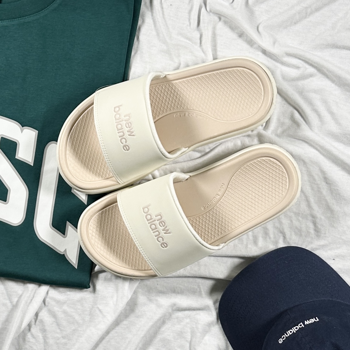 뉴발란스 슬리퍼 발편한 키높이 사무실 슬라이드 SD1301