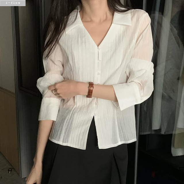 베잉 브이넥 카라 세미크롭 블라우스 3col 봄 여름 레이어드 시스루 트임 제이플로우 - 상세 이미지 2
