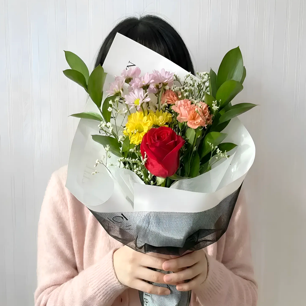 샤샤플라워 블랙망사 포인트 꽃다발 선물 기념일 생화 꽃 선물 - 상세 이미지 2
